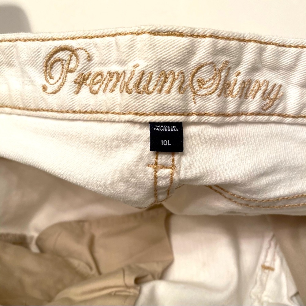 GAP|| White Premium Skinny jeans 10 tall - Picture 5 of 9